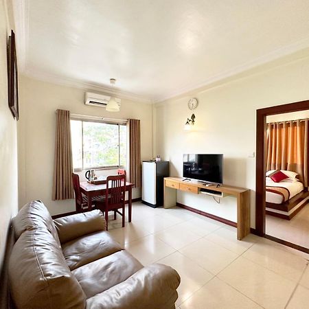Hotel 63 Yangon Exterior foto