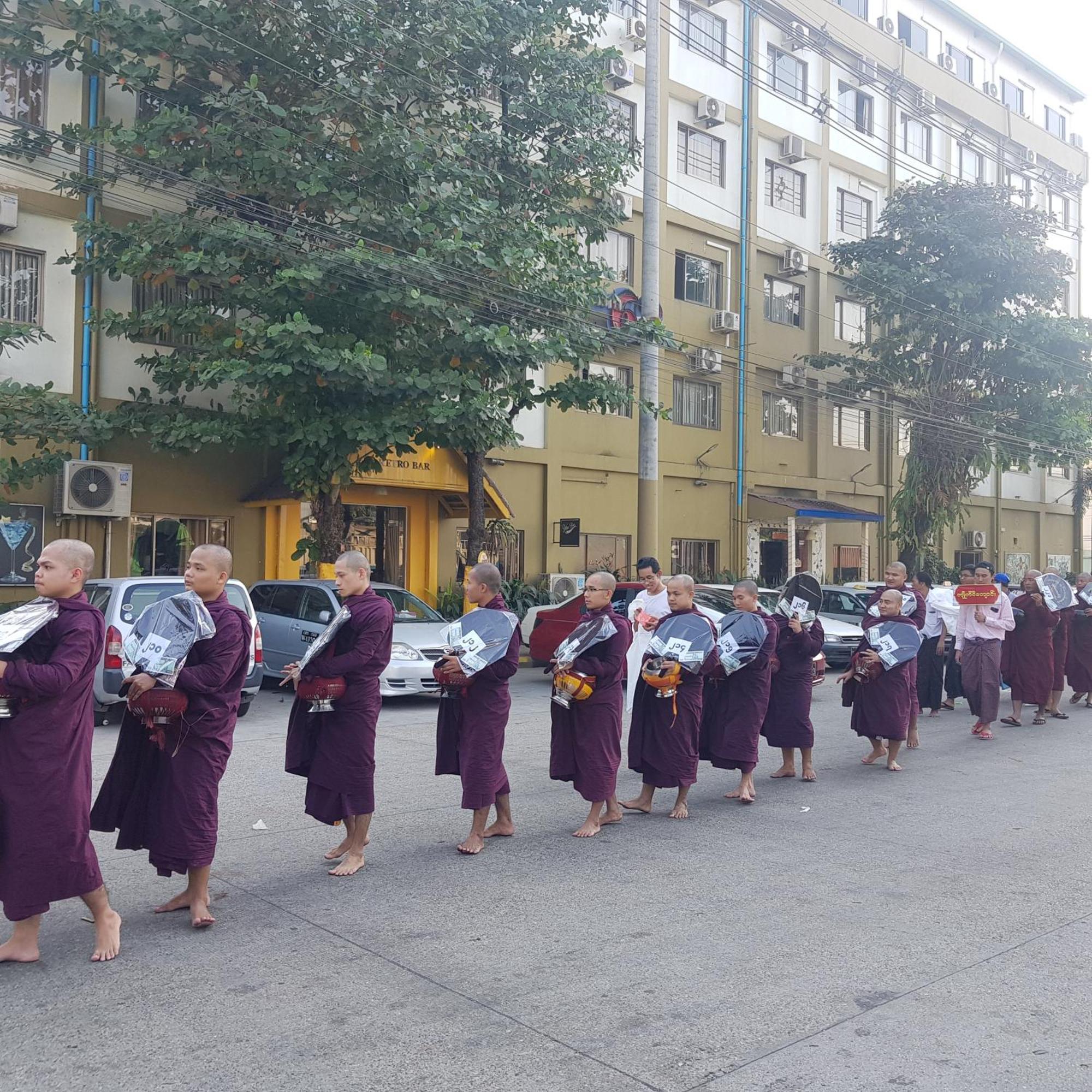 Hotel 63 Yangon Exterior foto